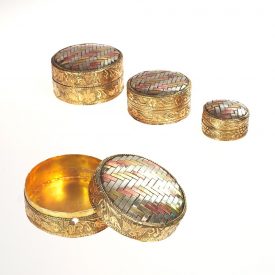 Three boxes in September and Alpaca Bronze Round