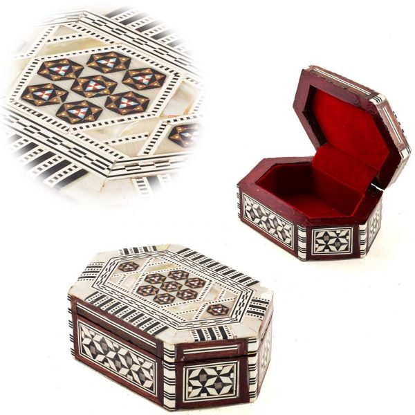 White Oval Box - Nacar - Velvet - Inlaid in Egypt