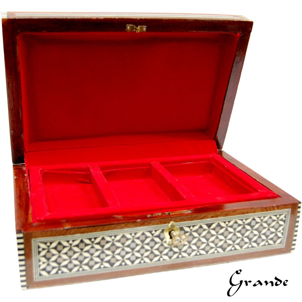 The jewelry trunk