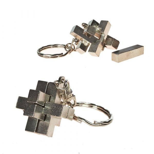 Ingenio Keychain Cross - Split the pieces