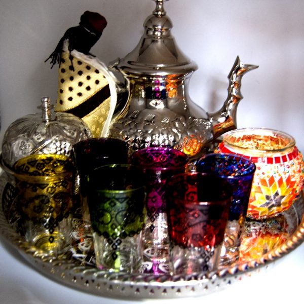 Tea Set Pack - 12 Glasses + 1 l Teapot + Sugar Bowl + Tray + Morito + Gift Candle Holder